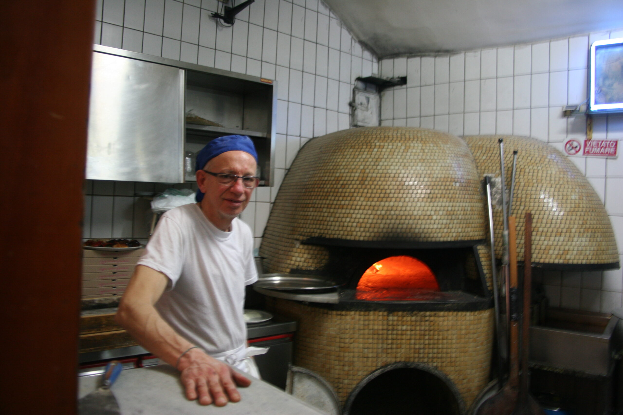 Antica Pizzerria Port Alba, Naples