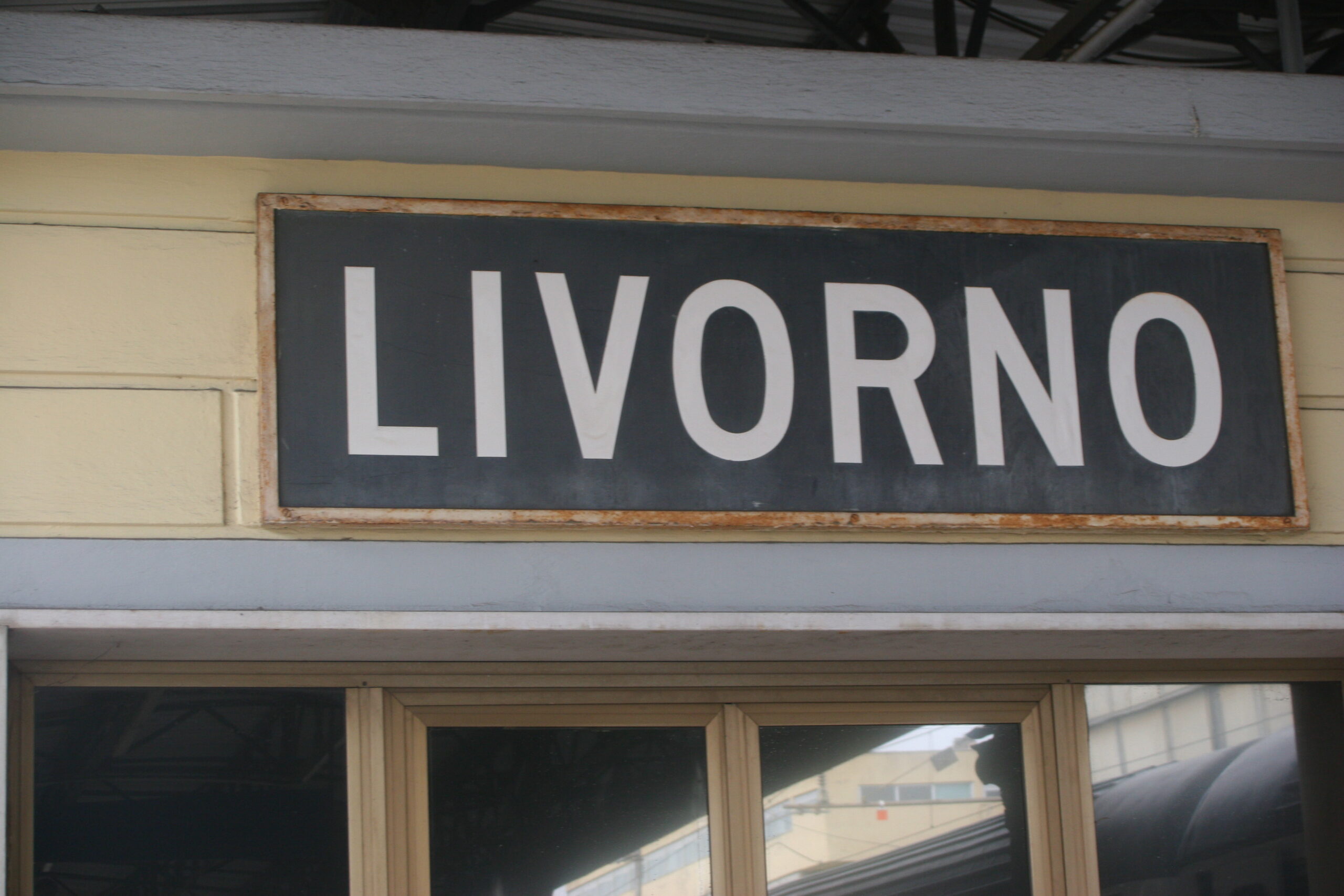 Livorno port, Italy (and getting Livorno to Florence)