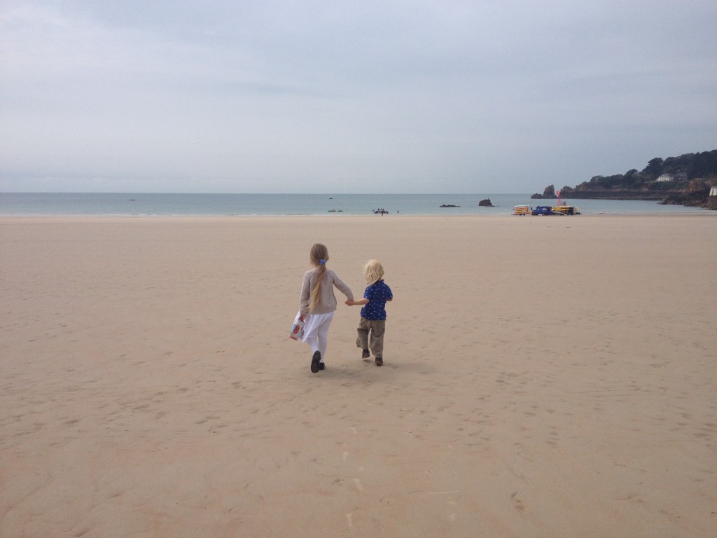 St Brelade's Bay - Jersey with kids {Channel Islands}: Beaches