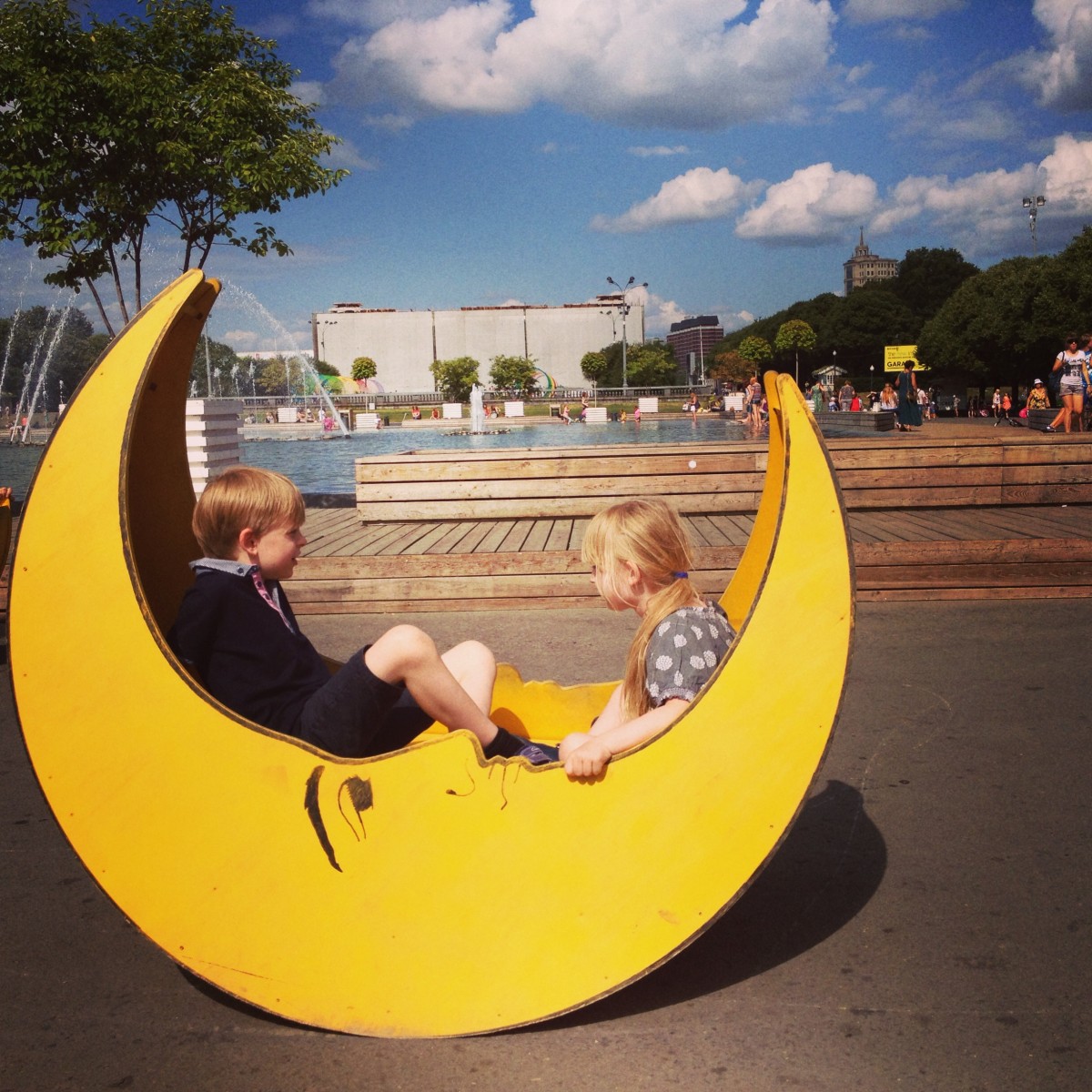Gorky Park, Moscow, Russia - Copyright: www.globalmousetravels.com