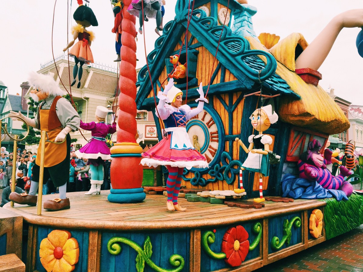 Disneyland Paris parade