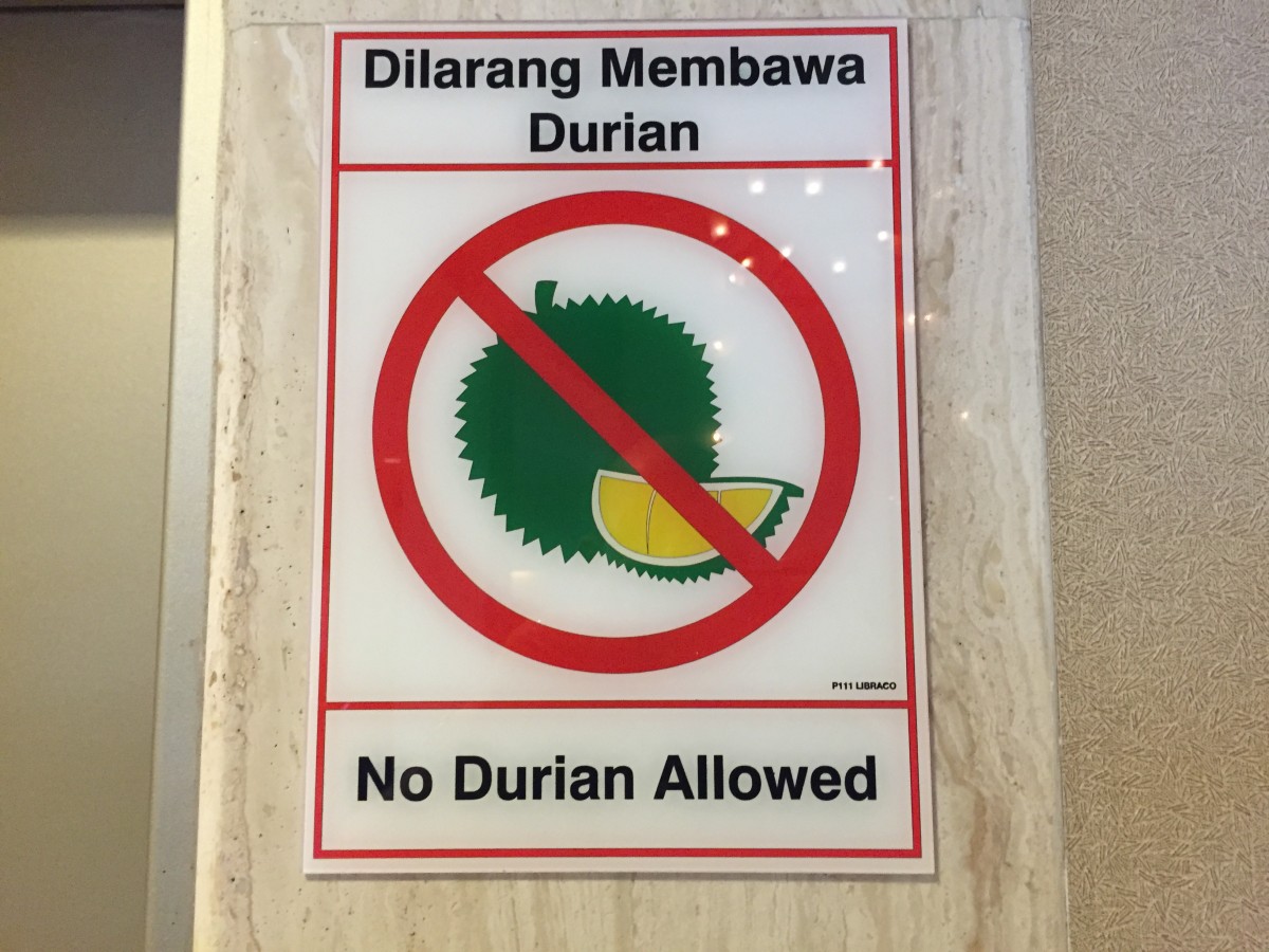 No durian fruit here sign