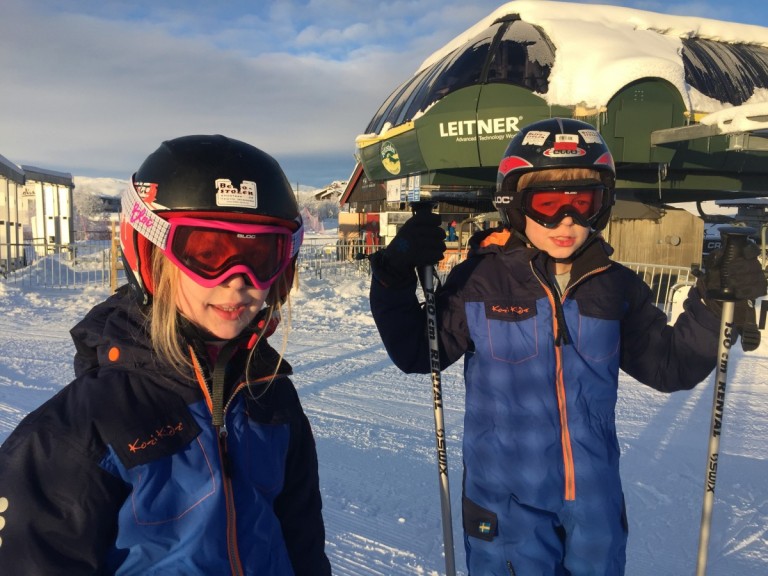 Ski trip packing list – What to take skiing for all the family