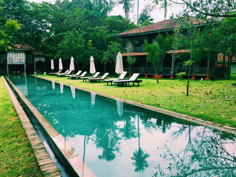 Swimming pool