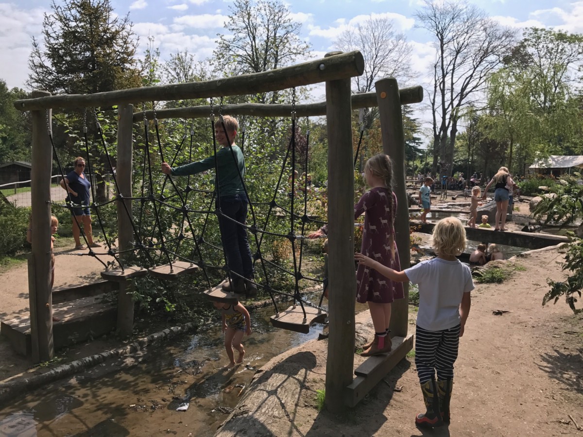 Top 10 things to do in Rotterdam with kids - https://globalmousetravels.com