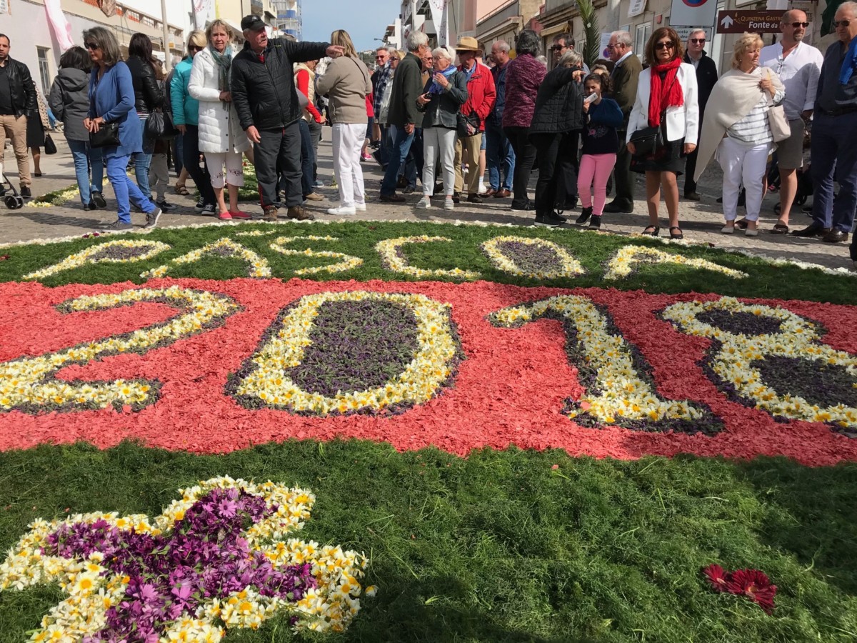 Easter festival in the Algarve - Festa das Torchas, Sao Brás de Alportel, Portugal - copyright: www.globalmousetravels.com