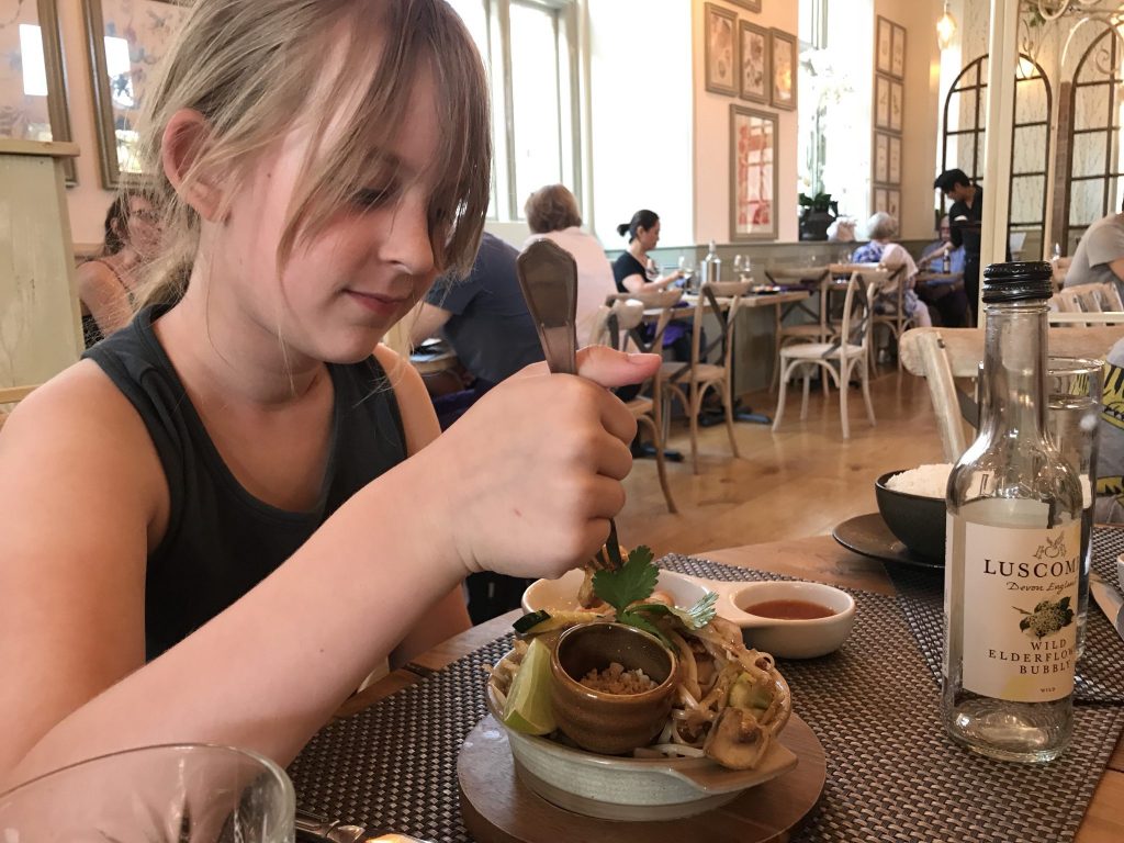 A restaurant to put a smile on your face - Giggling Squid - Thai restaurant, Bath - copyright: www.globalmousetravels.com