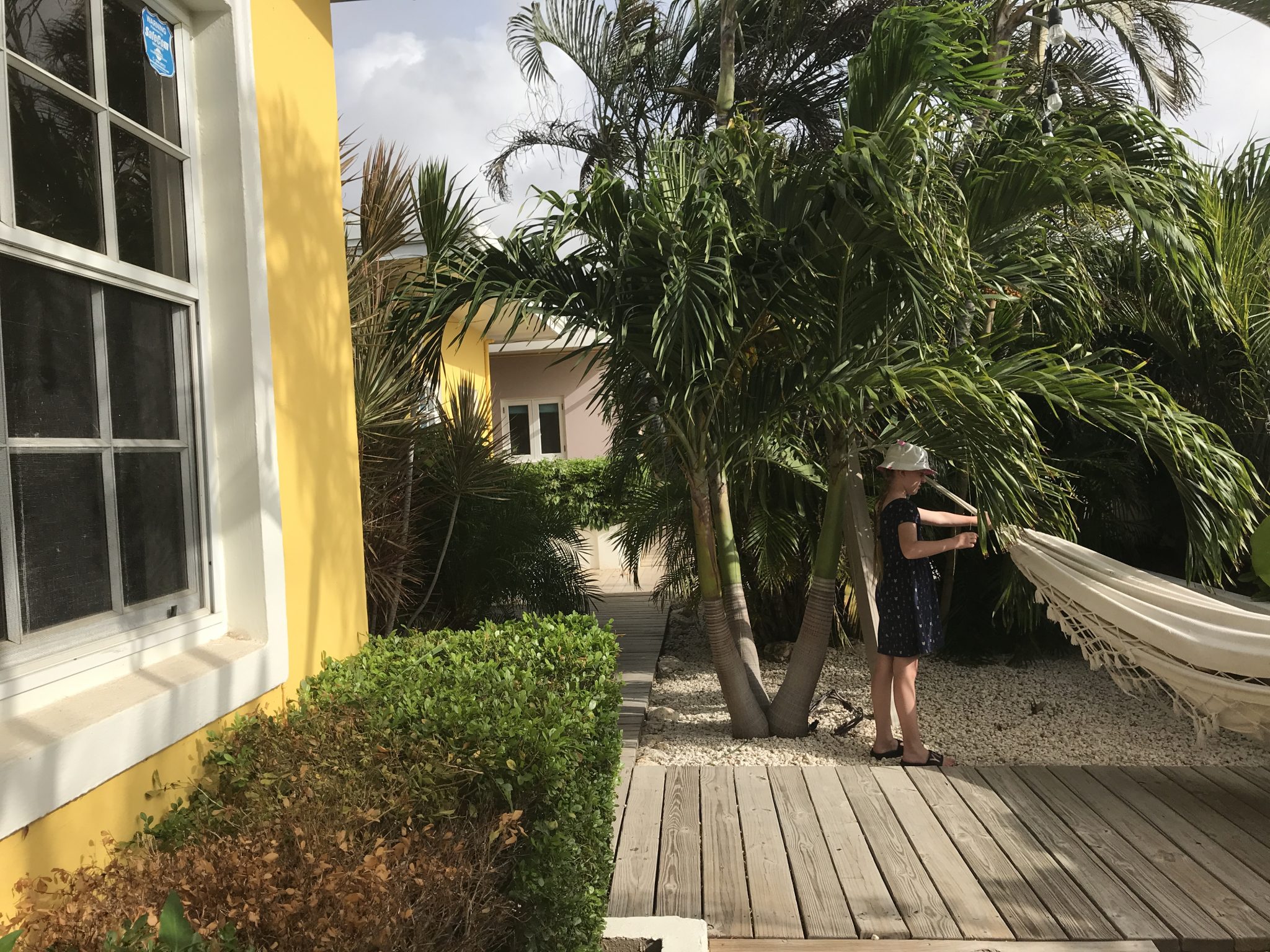 Pauline's Apartments