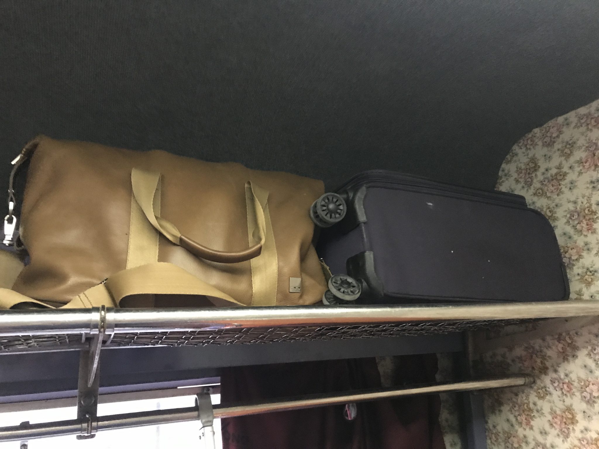 Lugagge compartments