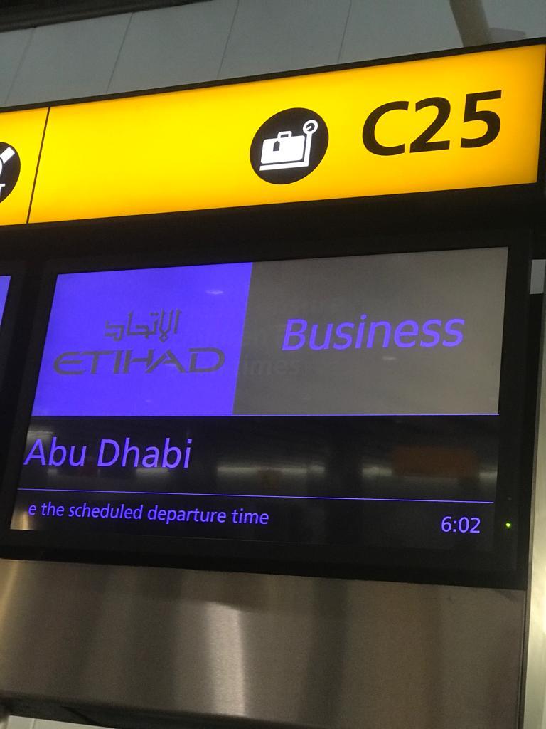Etihad Airways - review on a family adventure London to Thailand