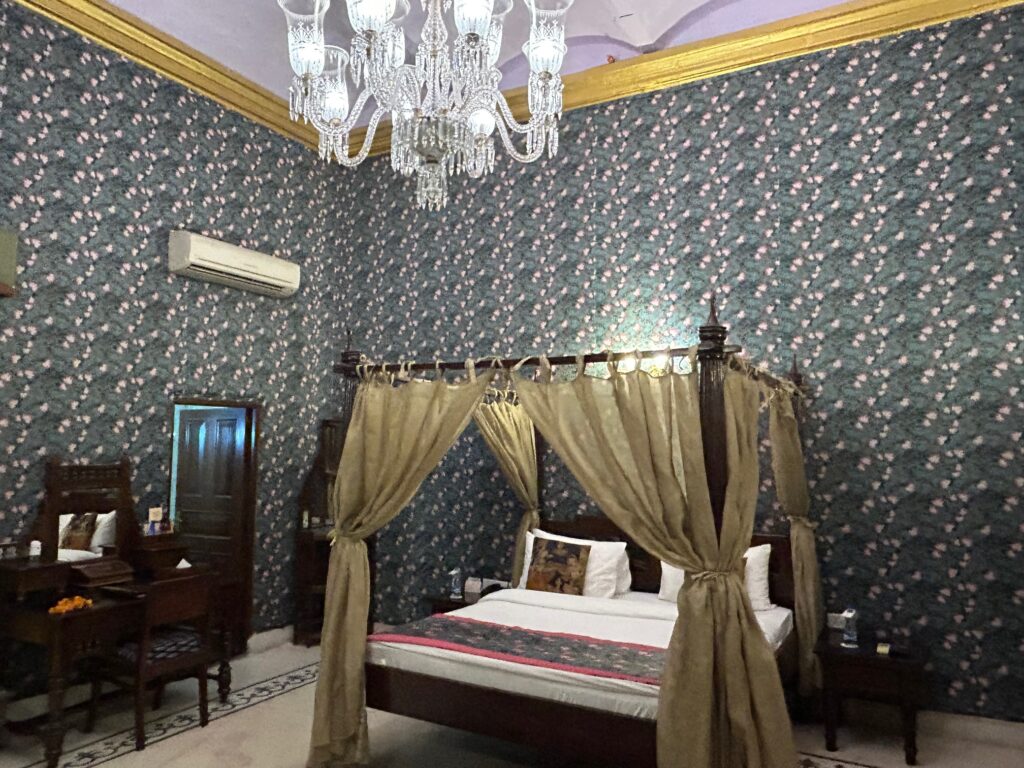 Bedroom - Grand Imperial Hotel Agra India