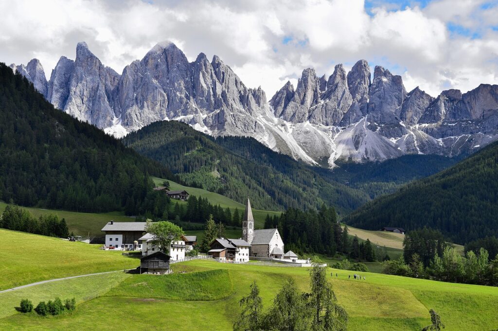 Visiting the Dolomites 