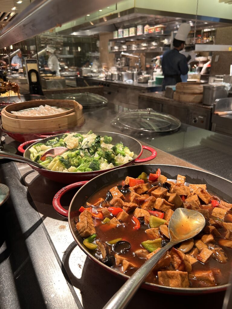 - Breakfast Grand Hyatt, Singaporeat StraitsKitchen
