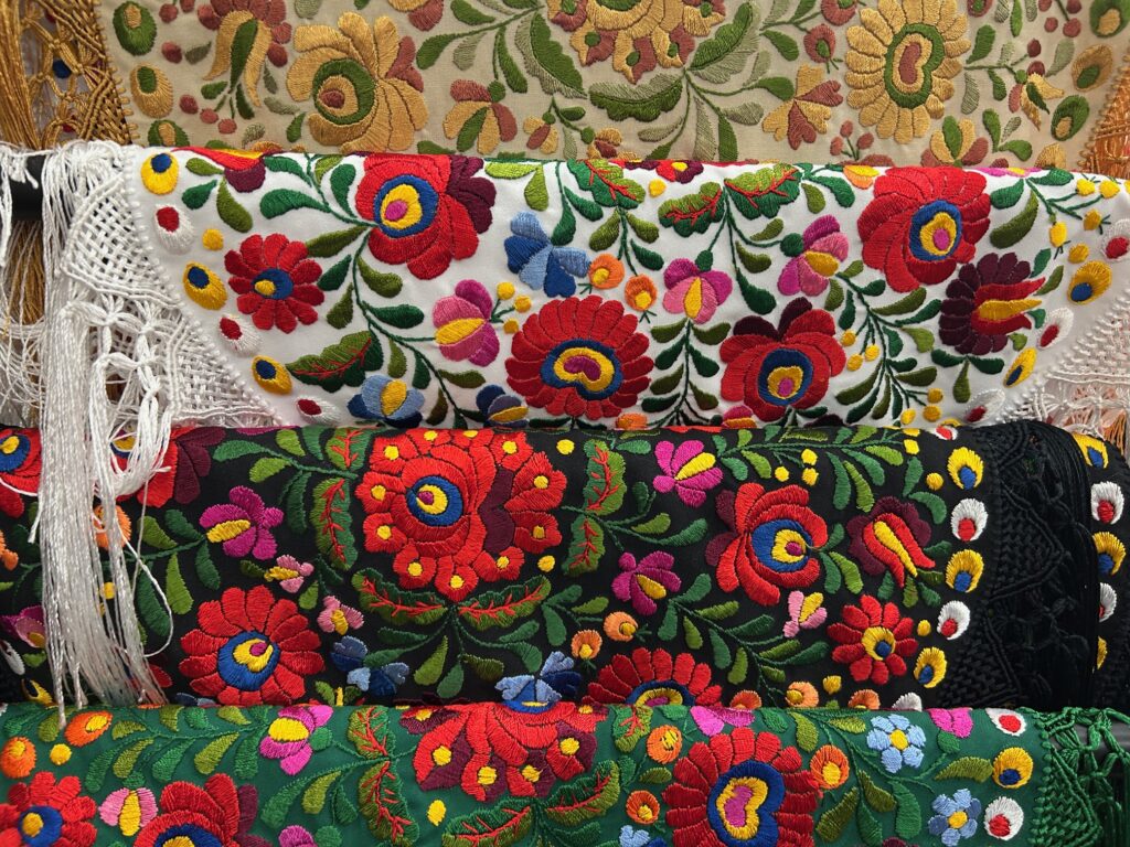 Souvenirs from Budapest - the best things to buy
