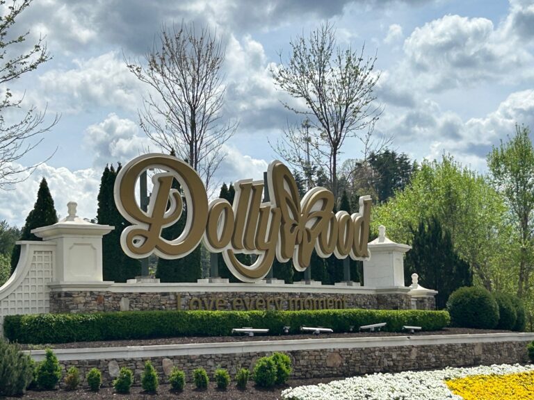 Best things to do at Dollywood Tennessee